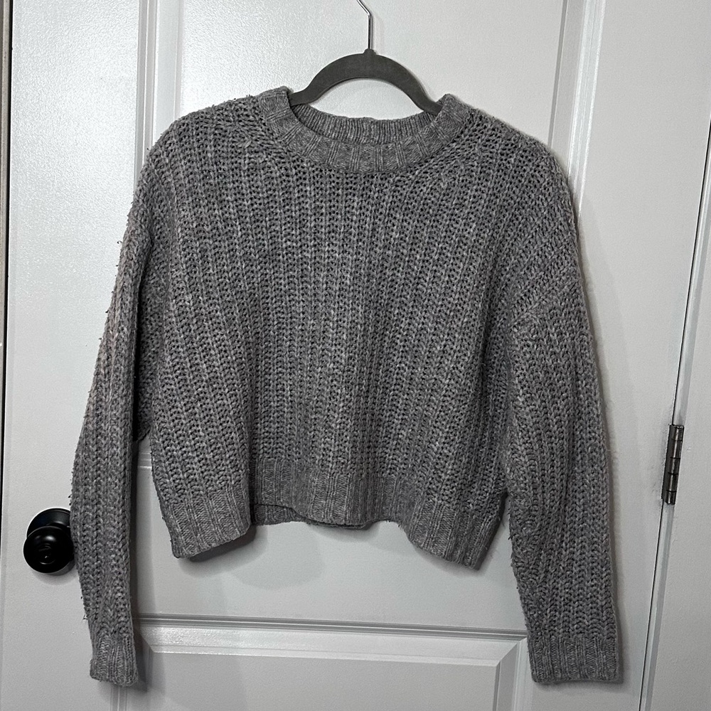 American Eagle Cozy Gray Knit Sweater